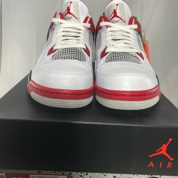 Air Jordans Retro4 size 11 men’s - Picture 2 of 6